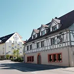 Hotel Traube Am 4*