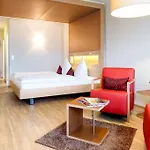 Traube Am Otel 4*
