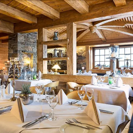 Hotel Traube Am 4*
