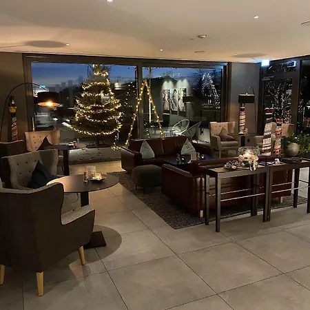 Traube Am Hotel