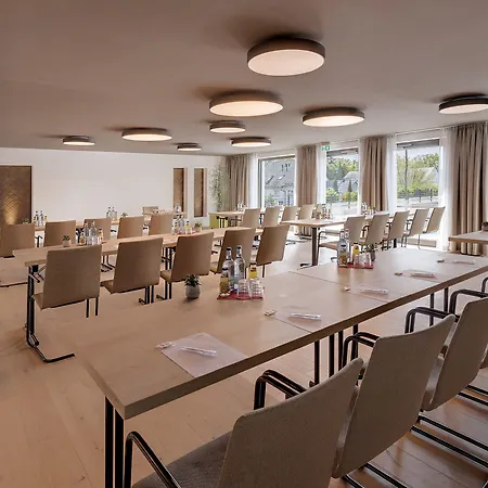 Traube Am Hotel