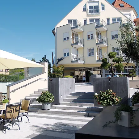 Hotell Traube Am Friedrichshafen