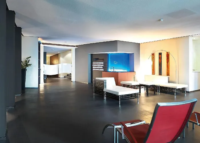 トラウベ アム ゼー 4*